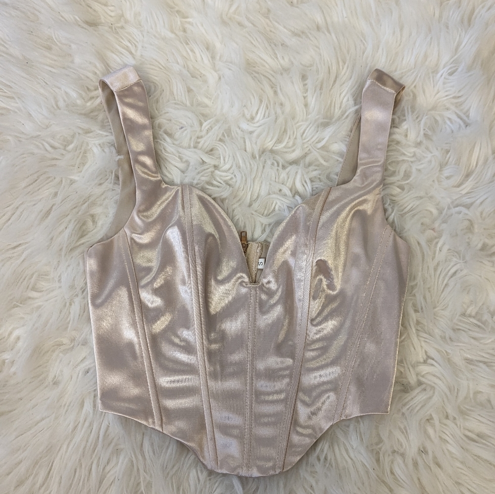 Silky crop top